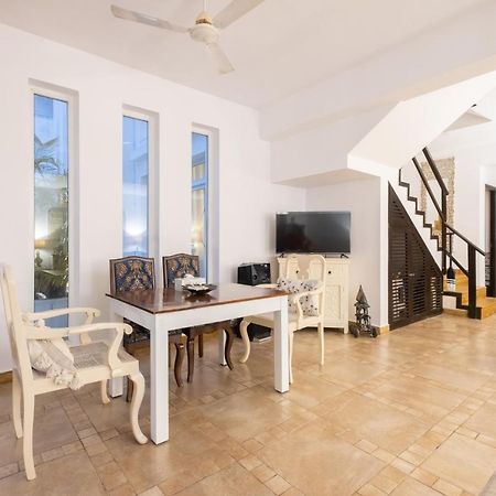 Snowdrop- Exquisite 3Bhk Villa With Pool- Candolim By Staymonkey Calangute Exterior foto